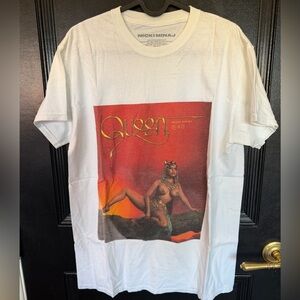 Nicki Minaj Queen Album Shirt Unisex Medium